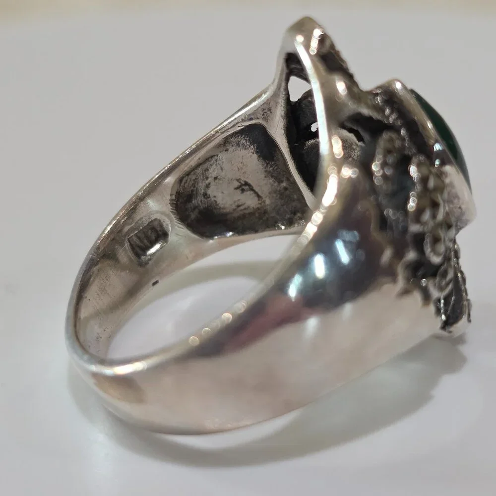 Vintage Victorian Marquise Green Chrysoprase Marcasite Sterling Silver Ring 8.75